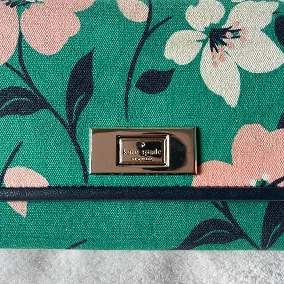 kate spade Lucia Large Slim Flap Wallet - Picture 3 of 5